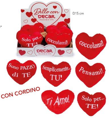 Immagine di PELUCHES CUORE 15cm EXPO 12pz CON SCRITTE RICAMATE ASSORTITE